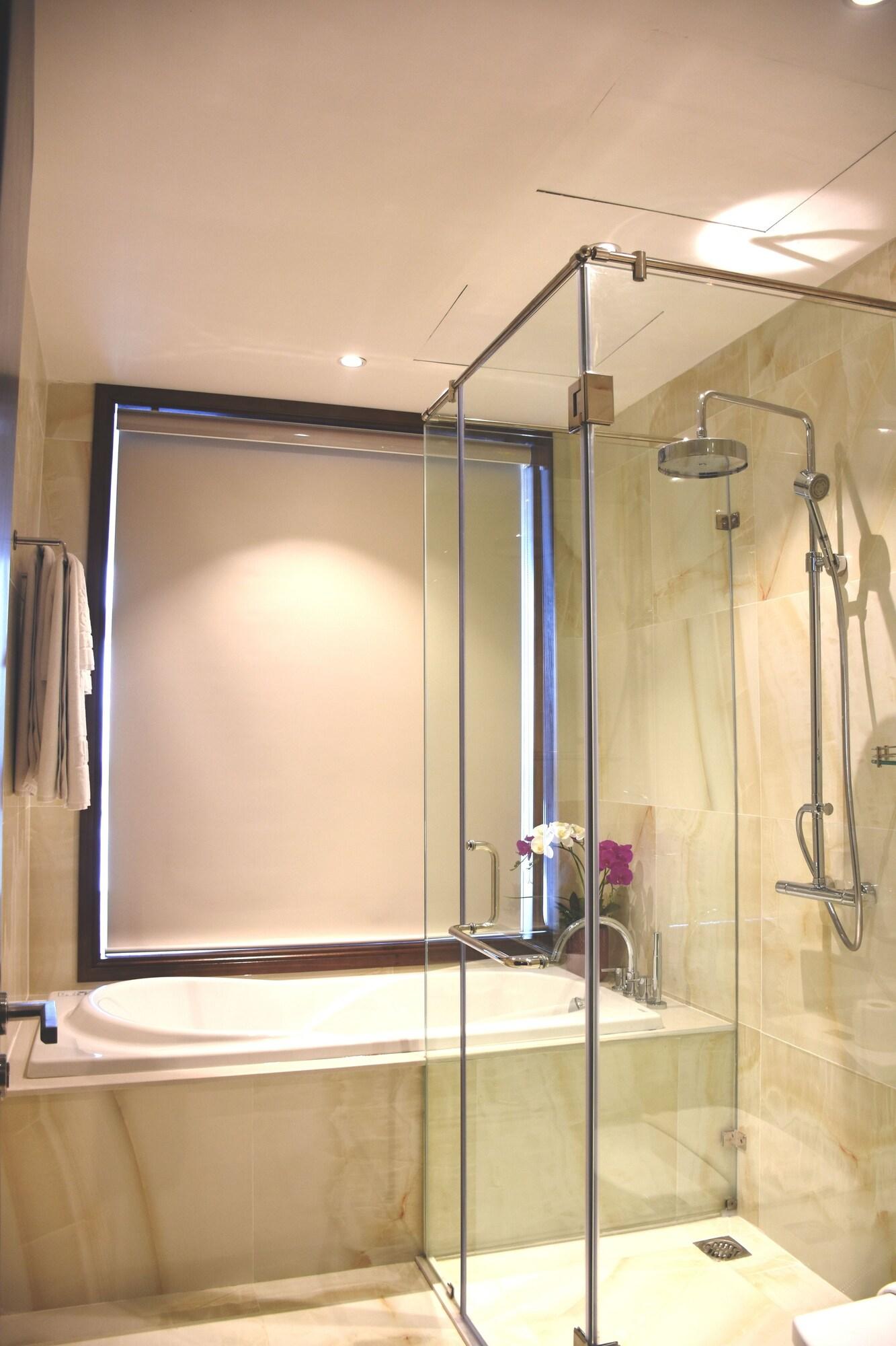 Signature Boutique Hotel Хошимін Екстер'єр фото