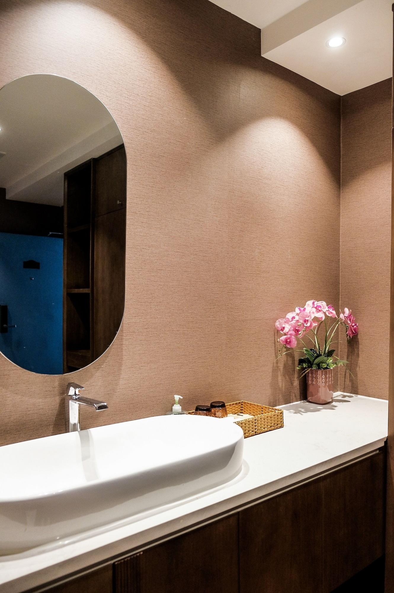 Signature Boutique Hotel Хошимін Екстер'єр фото