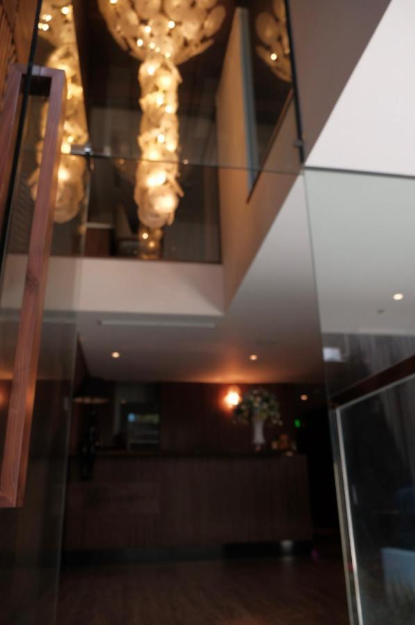 Signature Boutique Hotel Хошимін Екстер'єр фото