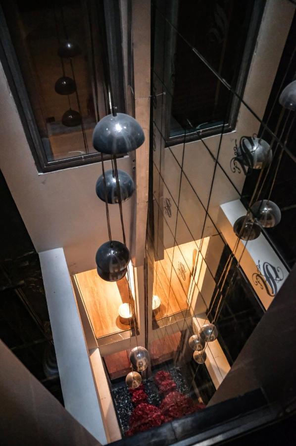 Signature Boutique Hotel Хошимін Екстер'єр фото