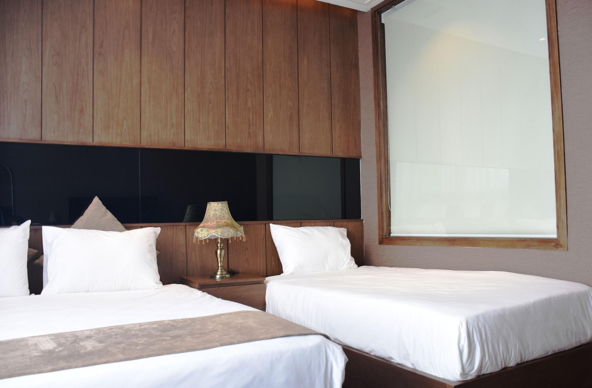 Signature Boutique Hotel Хошимін Екстер'єр фото