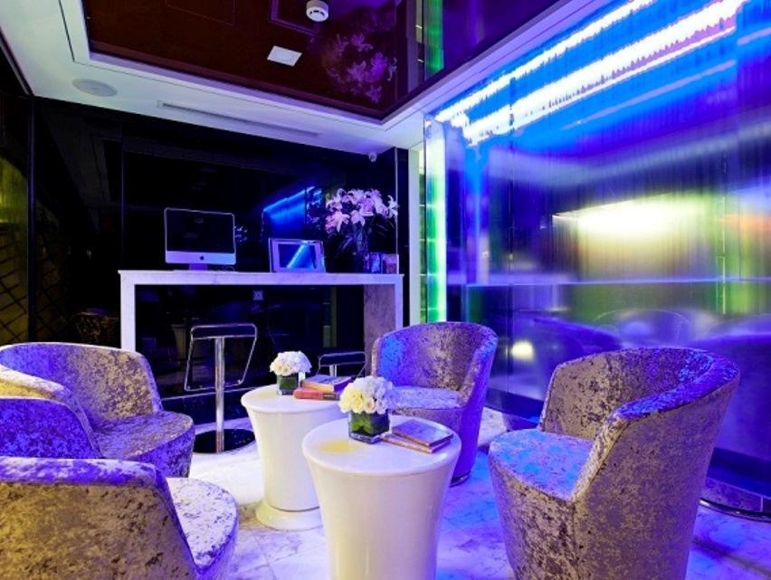 Signature Boutique Hotel Хошимін Екстер'єр фото