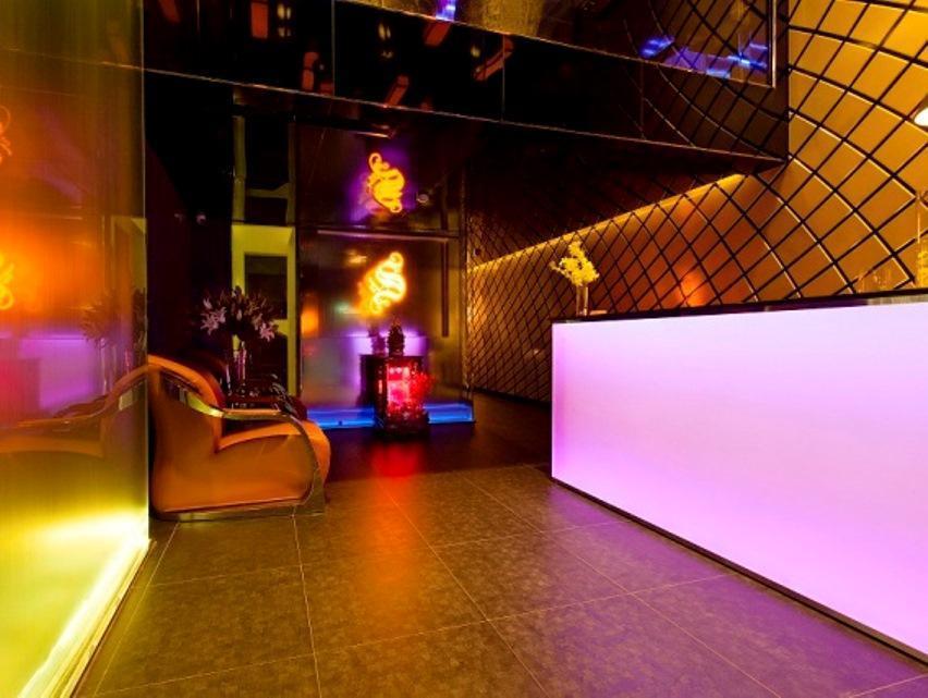 Signature Boutique Hotel Хошимін Екстер'єр фото