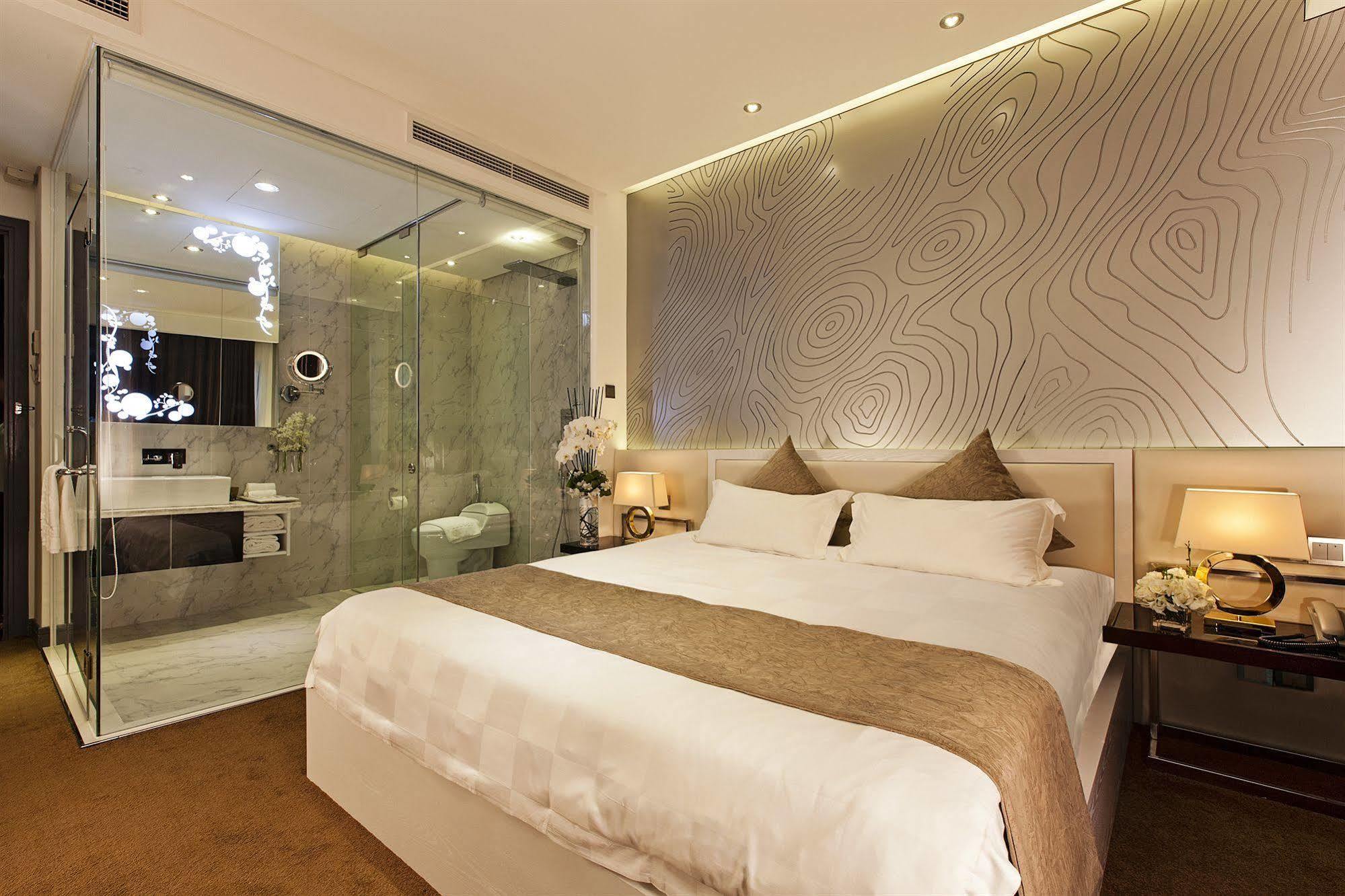 Signature Boutique Hotel Хошимін Екстер'єр фото